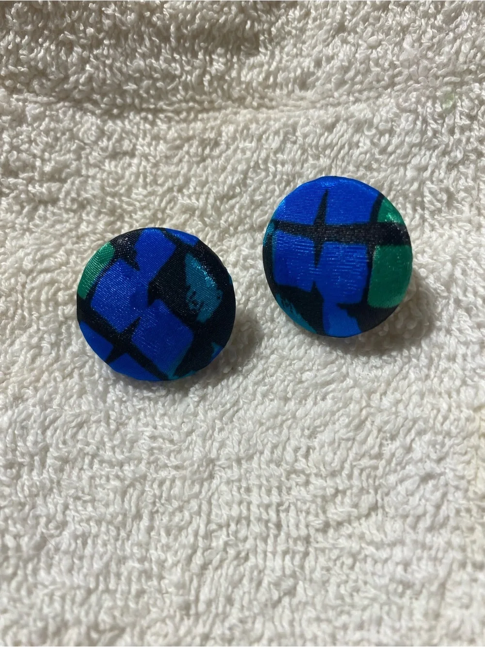 Round Fabric Button Clip On Earrings in Blue & Green (RR)